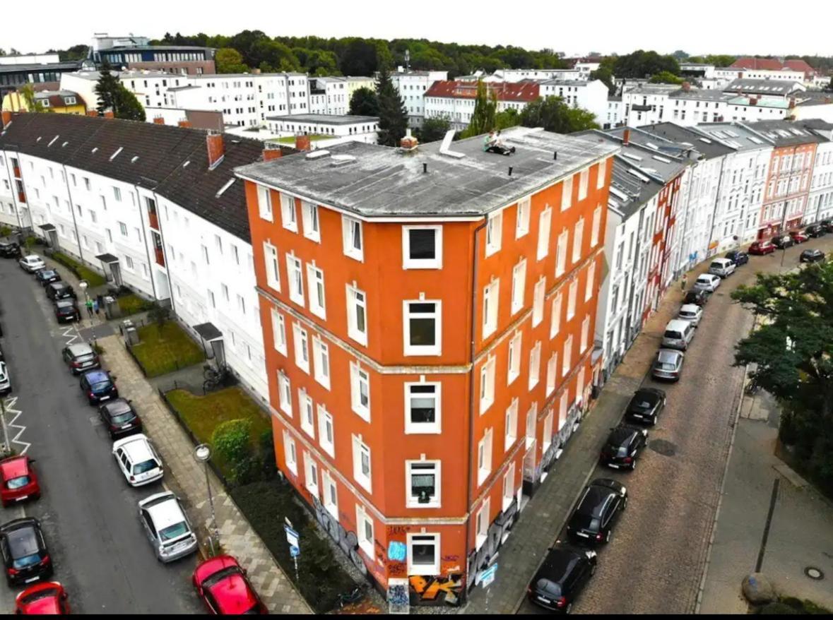 Moderne 50 Qm Unterkunft Monkey Росток Экстерьер фото